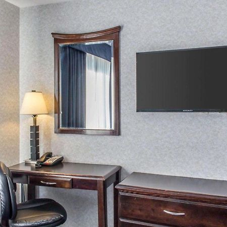 Paramount Inn Floral Park Buitenkant foto