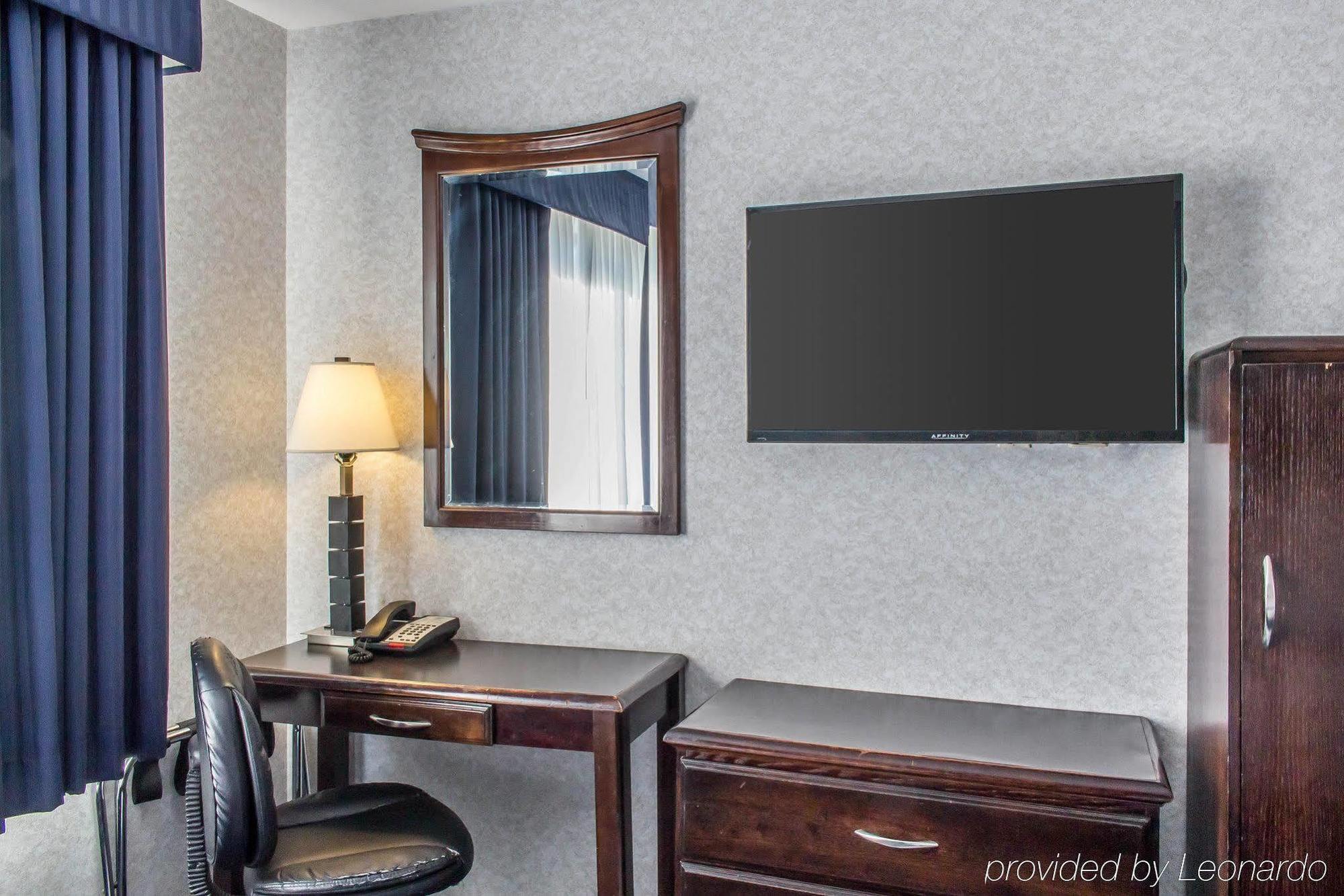 Paramount Inn Floral Park Buitenkant foto