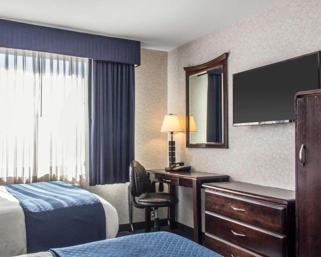 Paramount Inn Floral Park Buitenkant foto